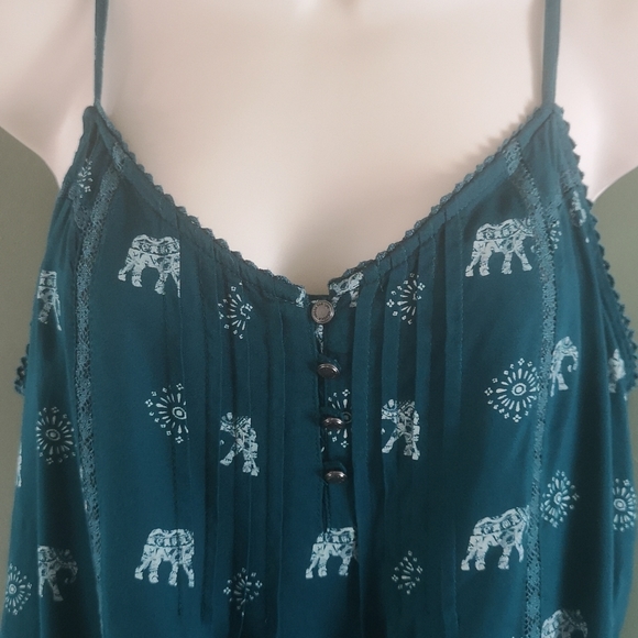 Sonoma Deep Teal Green Elephant Spaghetti Strap Tank (M) - Picture 2 of 14